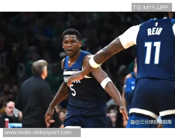 历史仅有三支球队在单赛季实现三名球员得分超过50的壮举 历史仅有三支球队在单赛季实现三名球员得分超过50的壮举